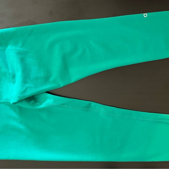 Alo Yoga high-waist leggings, size XS, teal green, great condition. - Picture 5 of 7
